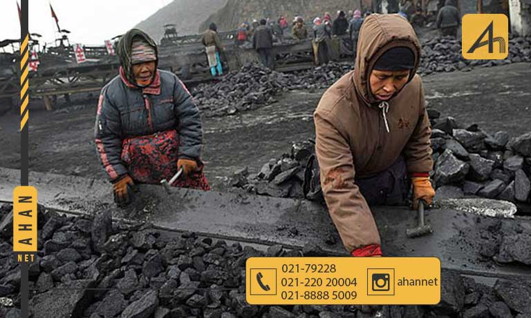 افغانستان به پاکستان زغال سنگ صادر میکند. 